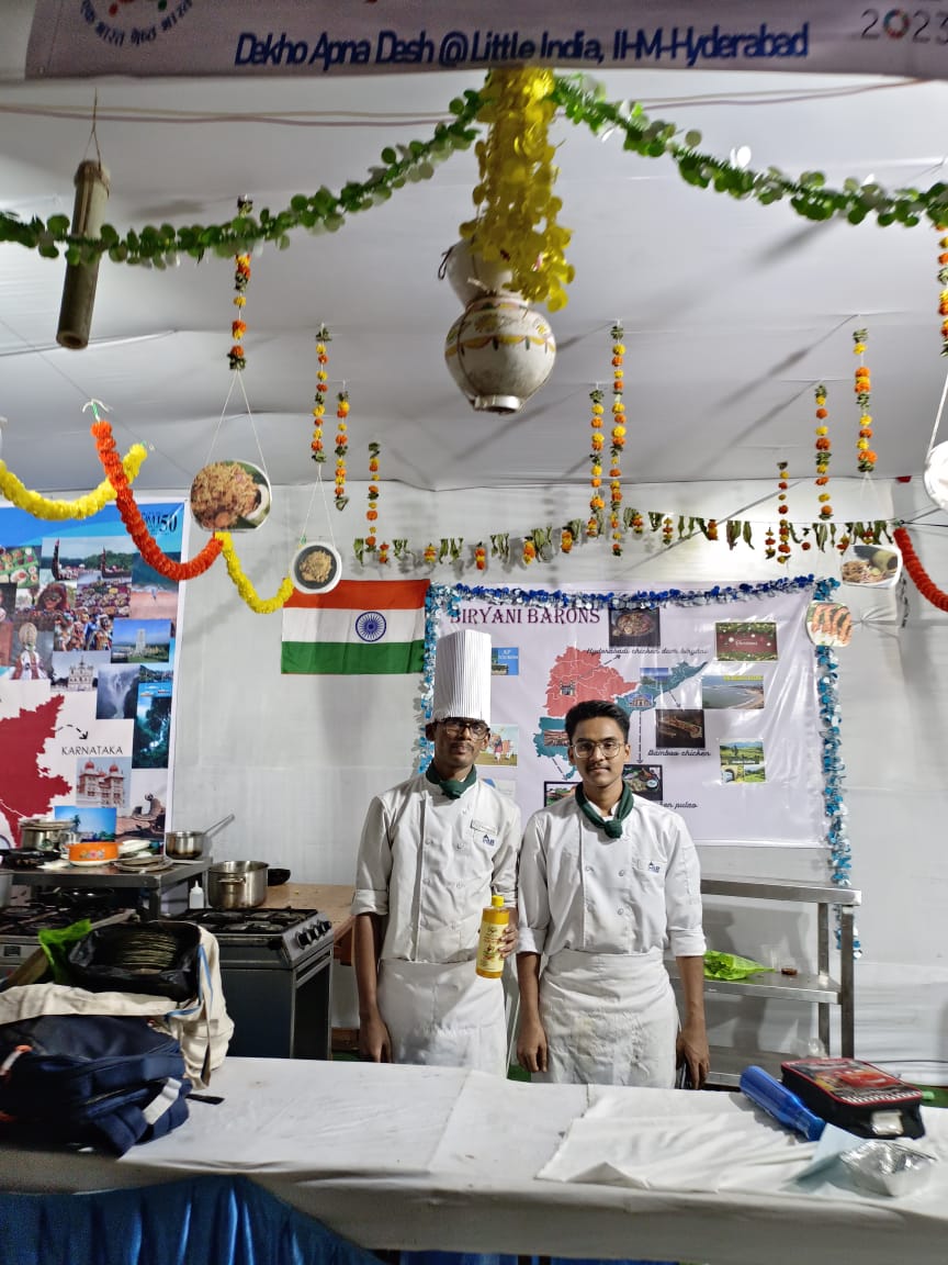 Culinary students with a bottle of wood-pressed oil — Dekho Apna Desh @ Little India, IHM-Hyderabad 2023